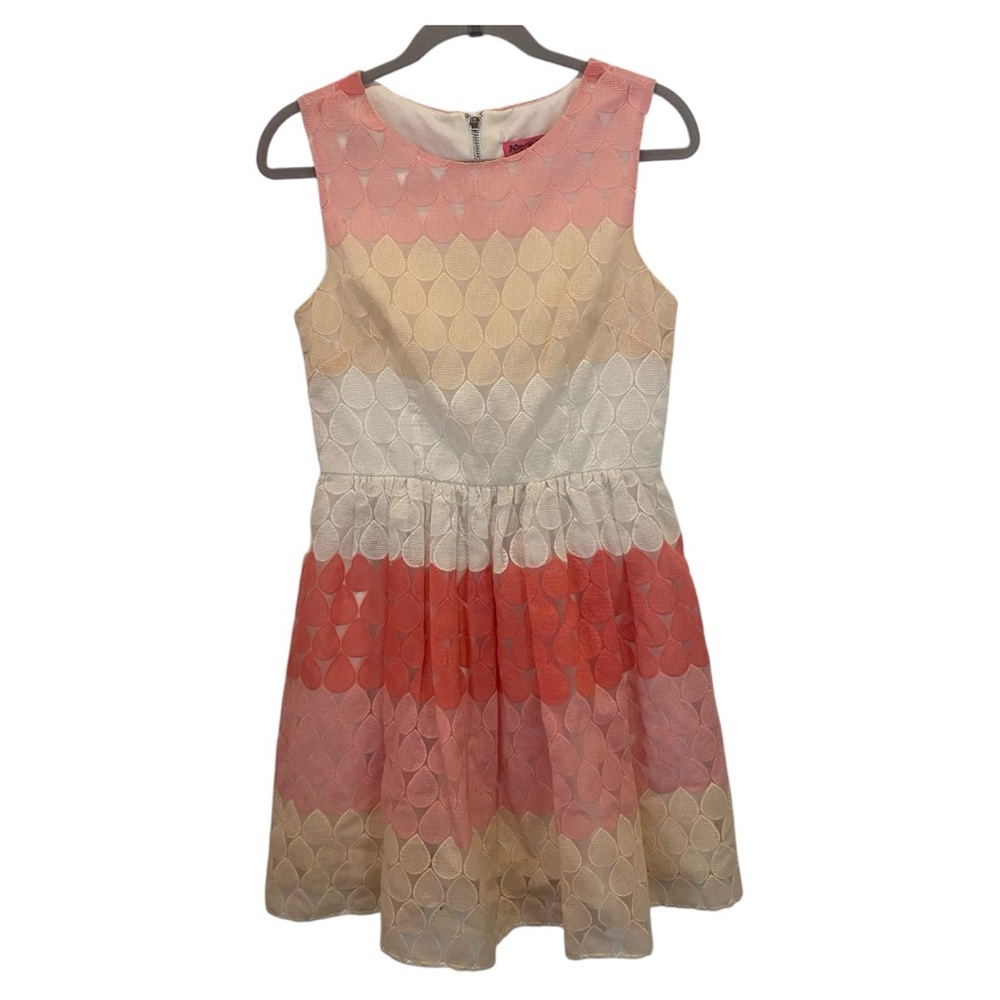 Betsey Johnson- Pinks, Cream, White, Peach Colored Sleeveless Women’s Dress